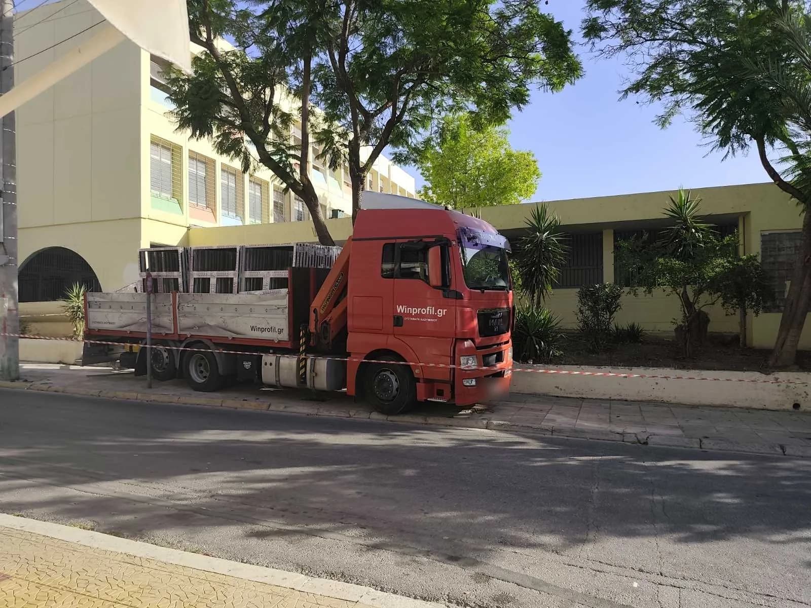 5ο Γυμνάσιο και 5ο Λύκειο Περιστερίου — άποψη 8